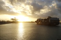 Portos públicos do Nordeste crescem 17% em novembro com destaque para transporte de contêineres