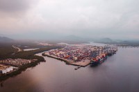 Ministro Silvio Costa Filho assina portaria que revisa a ampliação da Poligonal do Porto de Santos