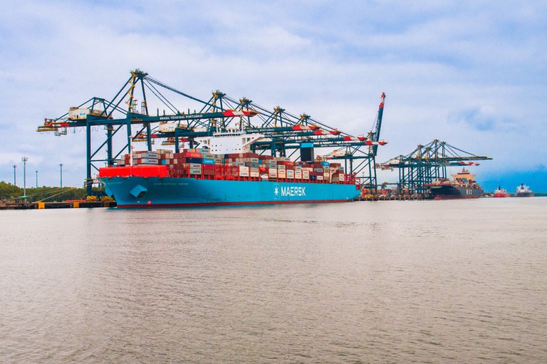 Porto de Santos registra o melhor janeiro em três anos