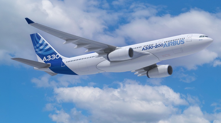 O transporte aéreo de cargas tem papel estratégico no comércio exterior brasileiro, especialmente para mercadorias de alto valor agregado ou que exigem rapidez na entrega.