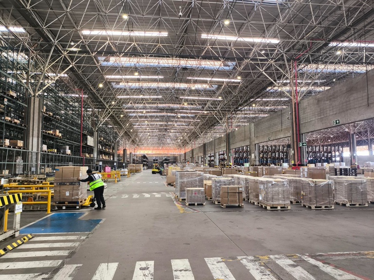 Hangar de carga no Aeroporto de Viracopos. 