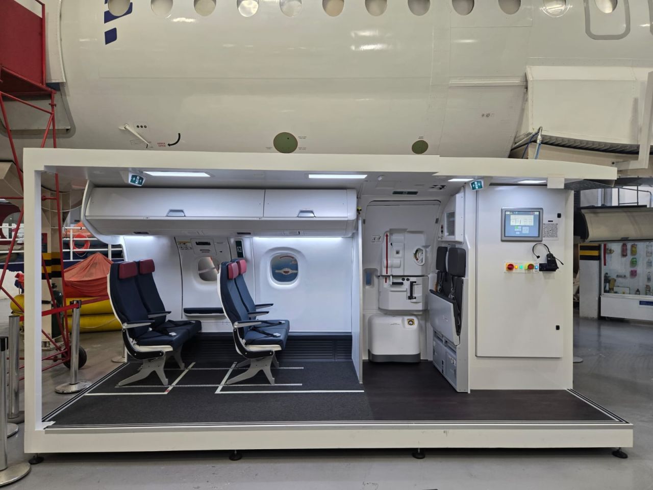 Modulo de treinamento do Embraer 195-E2