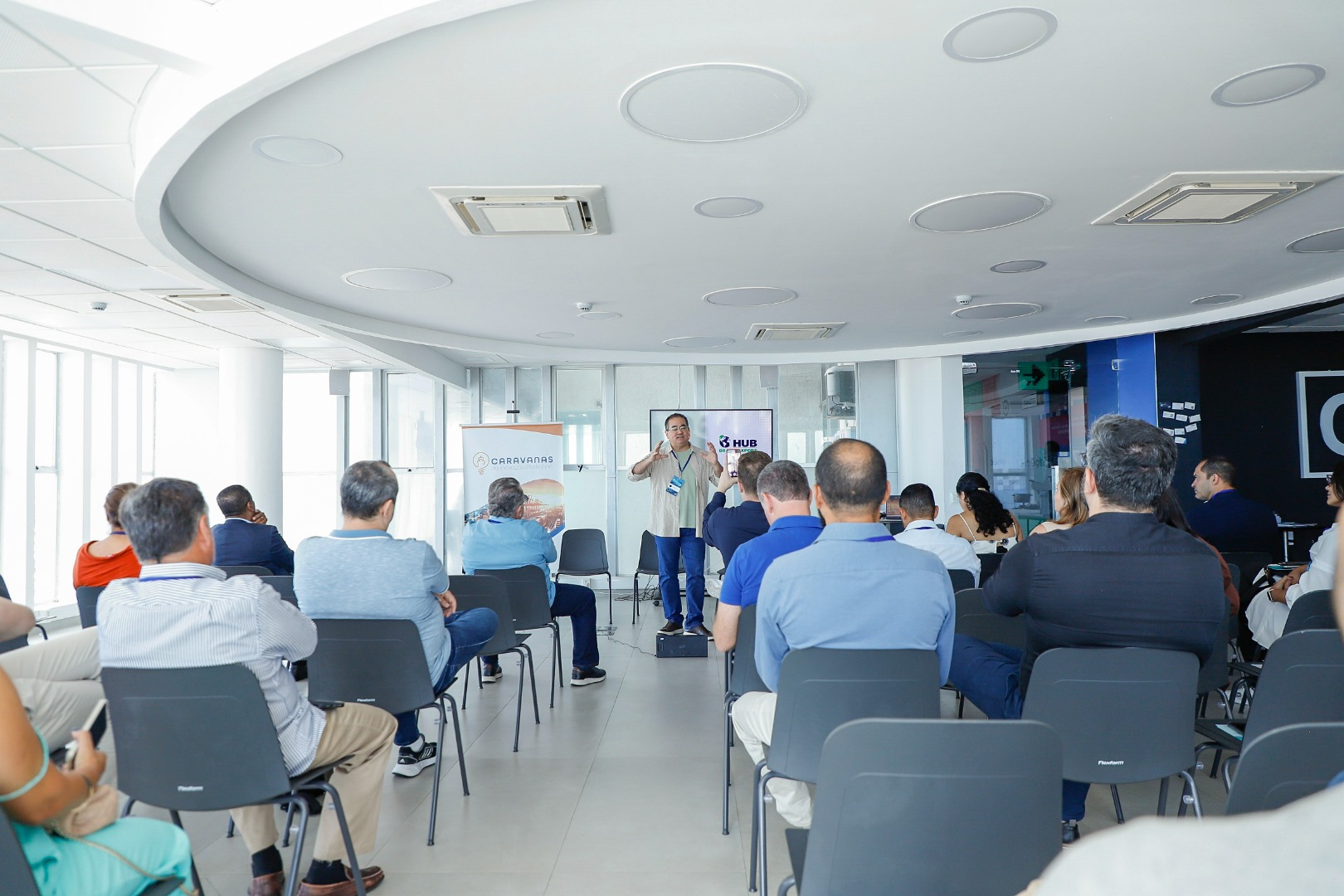 Logotipo Caravanas da Inovação Portuária