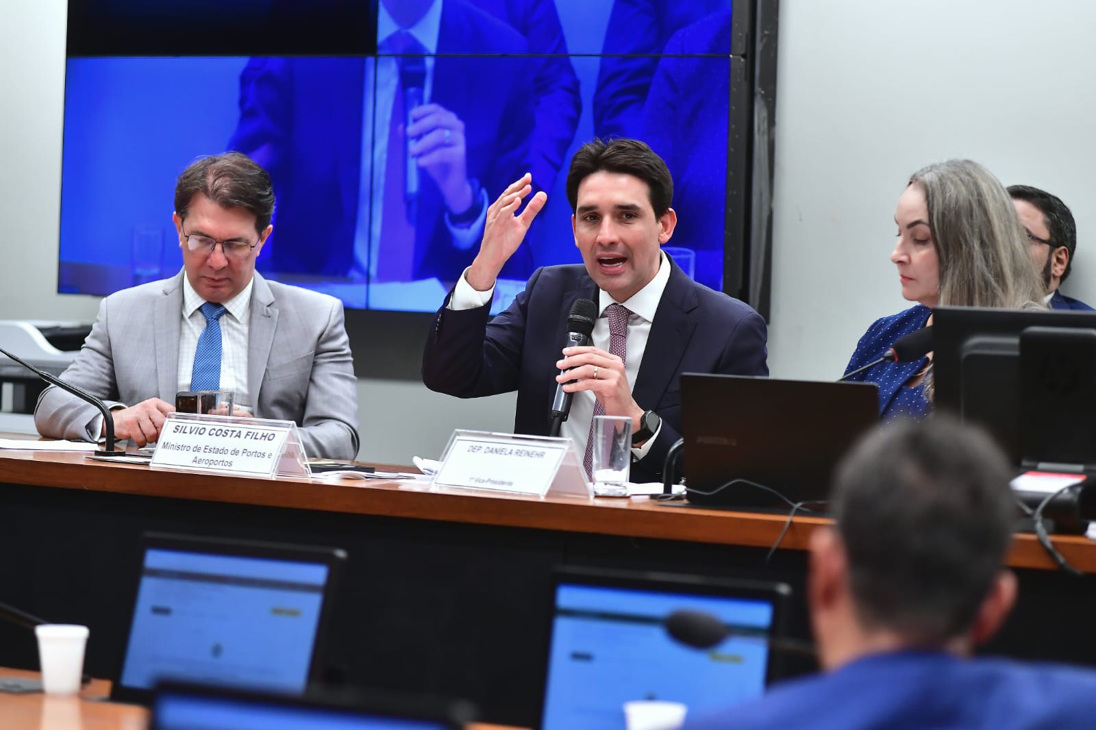 Participação do ministro do MPor