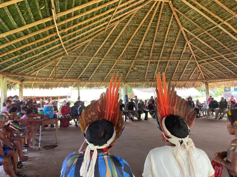 Lideranças discutem desintrusão