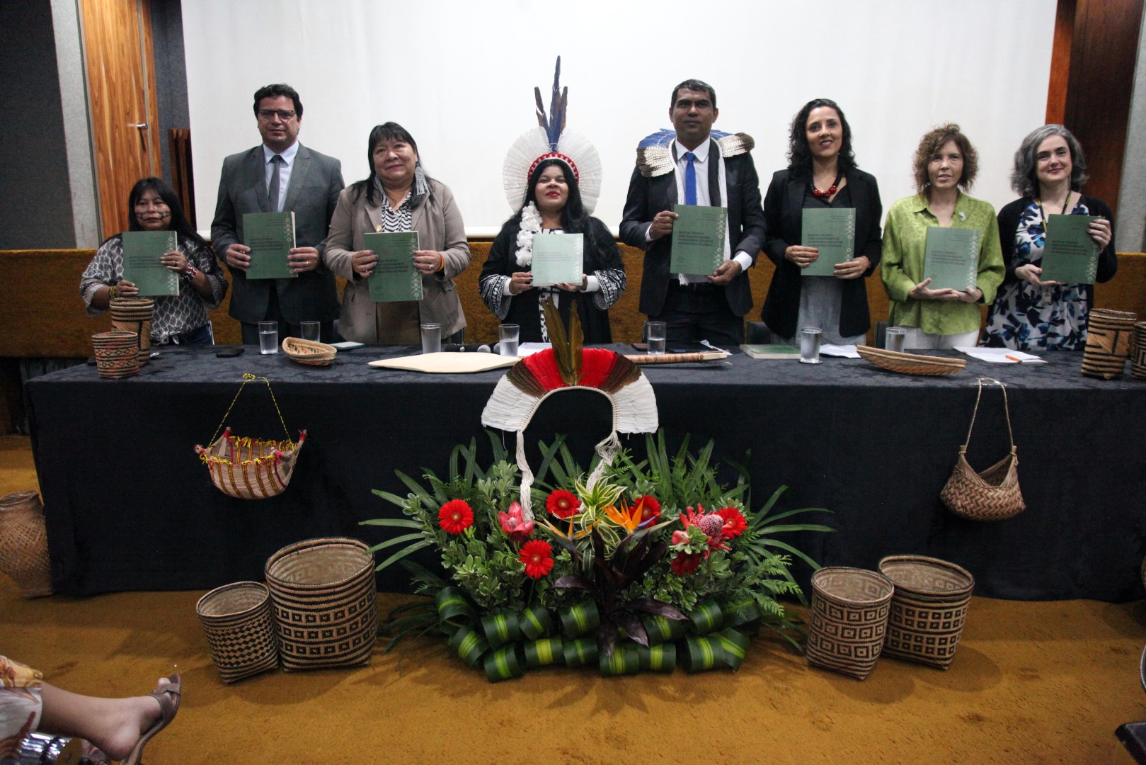 Lançamento do manual técnico para atendimento de indígenas expostos ao mercúrio no Brasil 