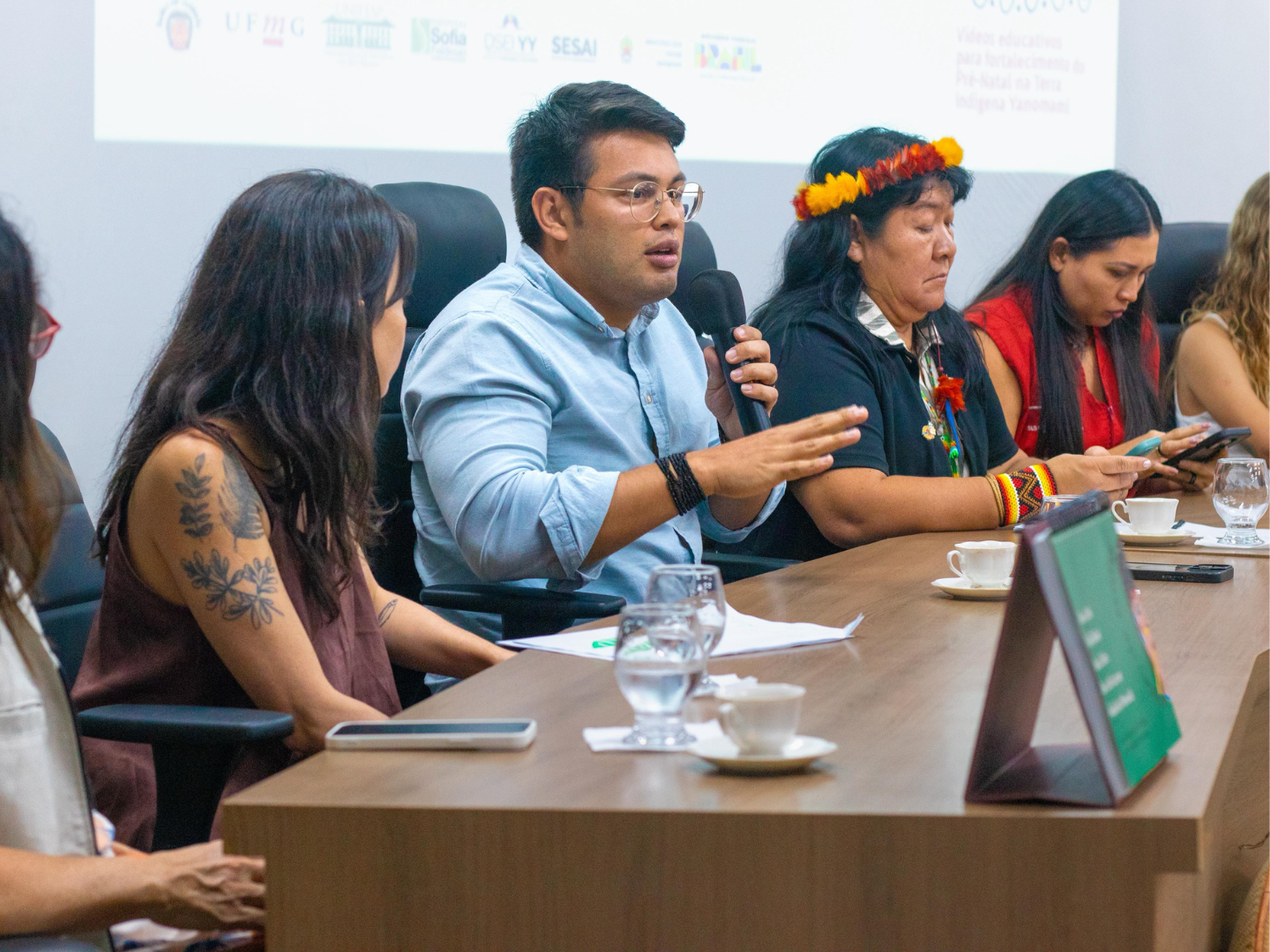 202507 Guia prenatal Yanomamai - foto Leticia Rocha MPI (2).png