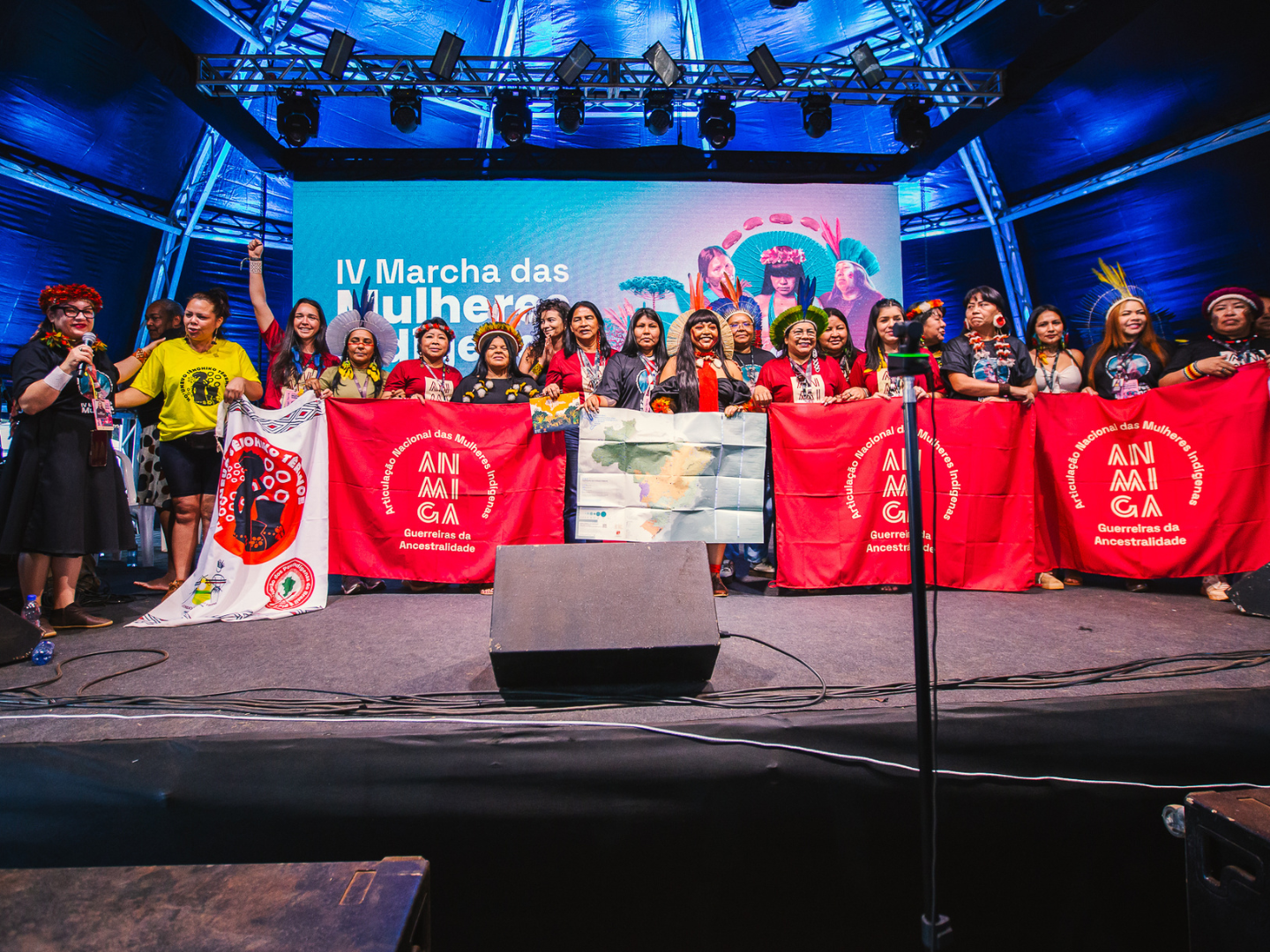 Aprimeira etapa da Operação de Desintrusão da Terra Indígena Kayapó (OD-TIKAY), no Pará, encerra-se com resultados expressivos no combate ao garimpo ilegal, proteção dos povos indígenas e preserva (3).png