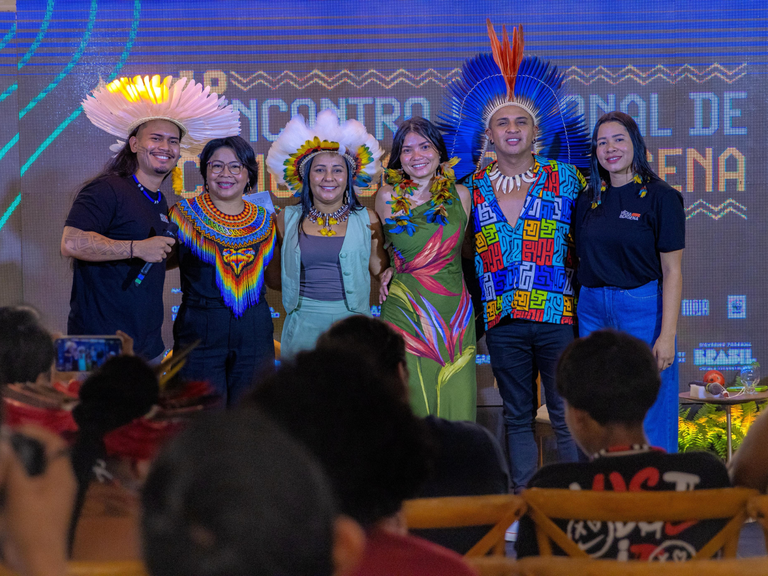 Evento histórico em Belém reuniu mais de 100 comunicadores de 62 povos para fortalecimento da rede e planejamento da cobertura colaborativa da COP 30