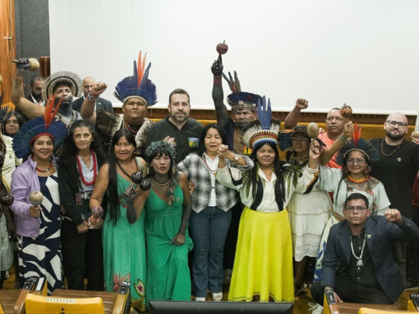 Anúncio foi feito após reunião dos ministros Guilherme Boulos, da Secretaria-Geral da Presidência da República, e Sonia Guajajara, dos Povos Indígenas, com lideranças do movimento.