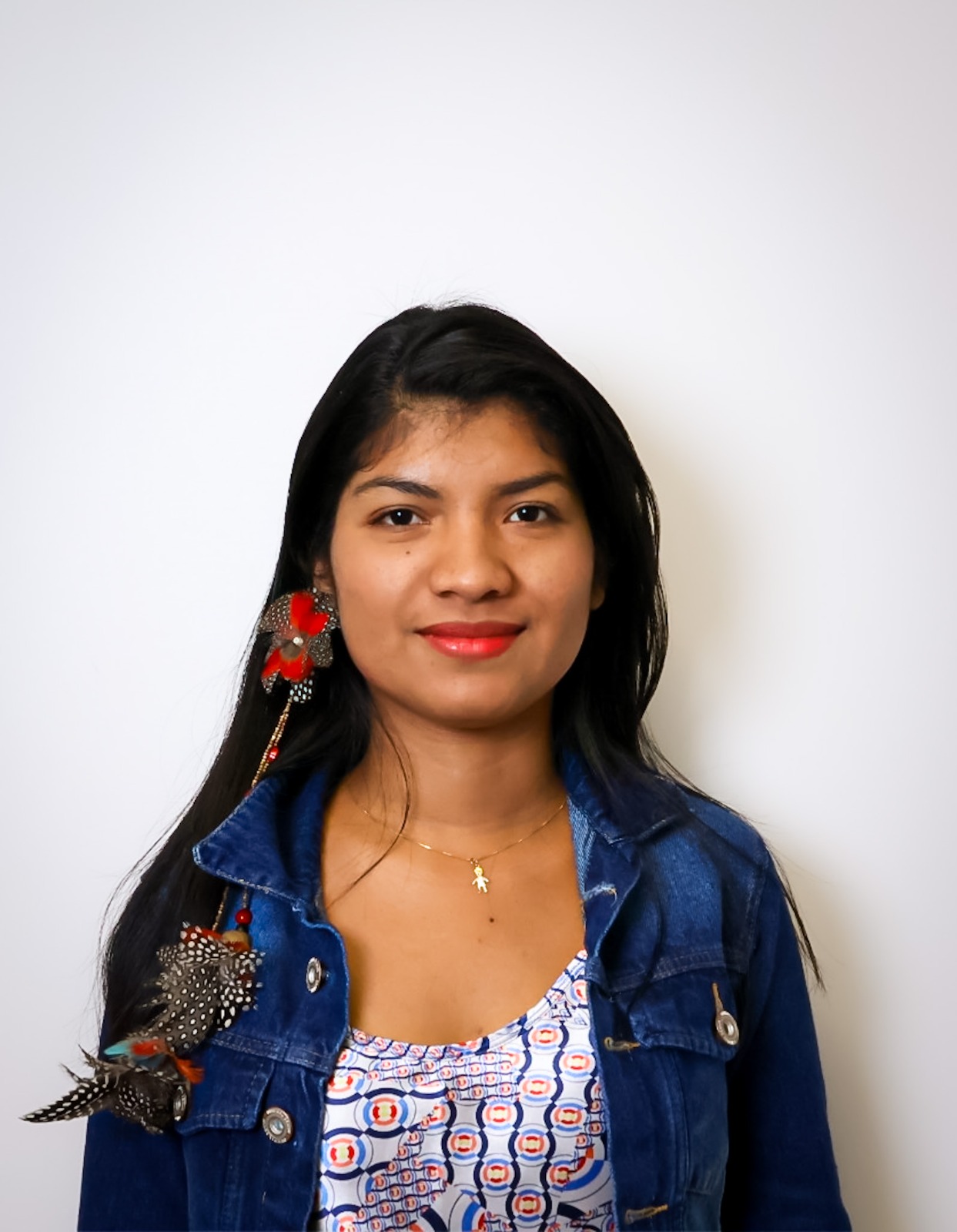 Eliamara Massi (Terena) (Mini currículo)