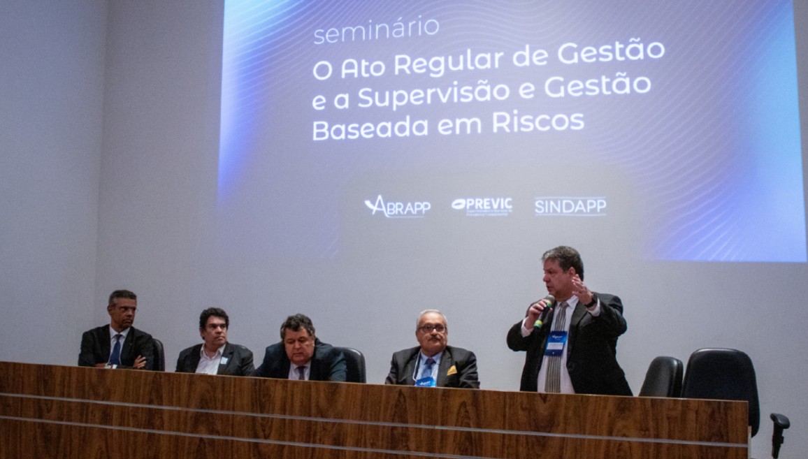 Fundos de pensão discutem ato regular de gestão em Seminário