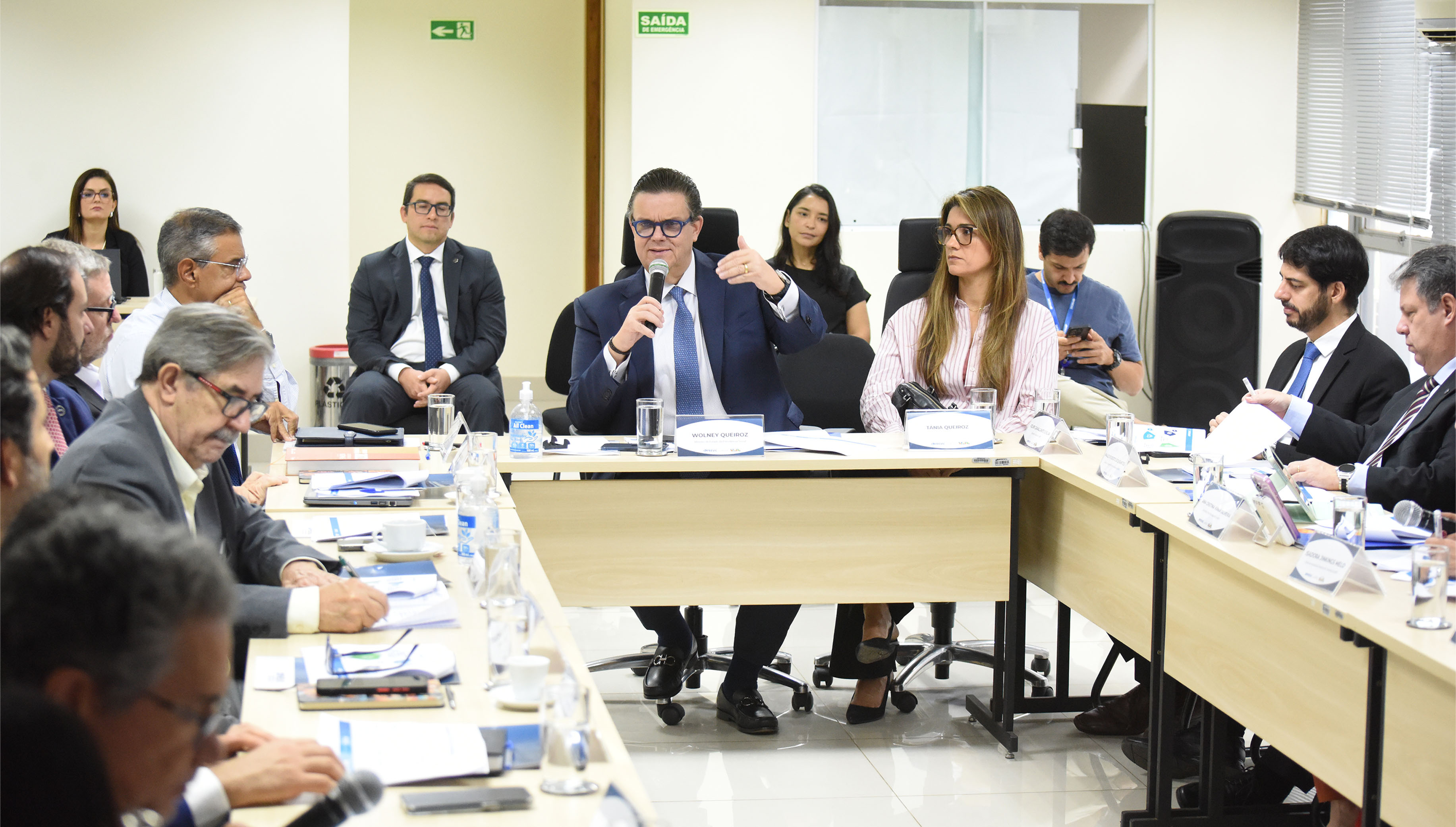 Encontro na sede da autarquia foi coordenado pelo ministro Wolney Queiroz
