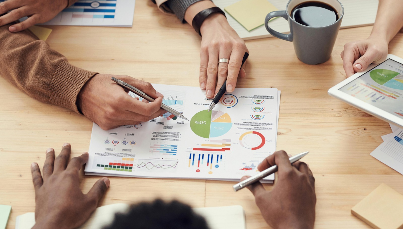 PREVIC avalia resultados e publica Plano Estratégico para 2025-2030