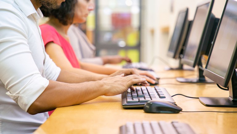 PREVIC realiza doação de equipamentos de informática para promoção da inclusão digital e sustentabilidade.jpg