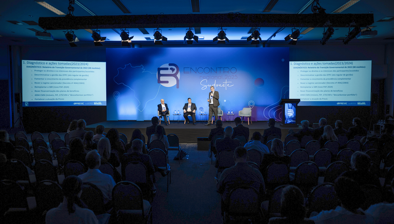 Proteção, fomento e segurança são os principais desafios, diz Alcinei em evento da Abrapp