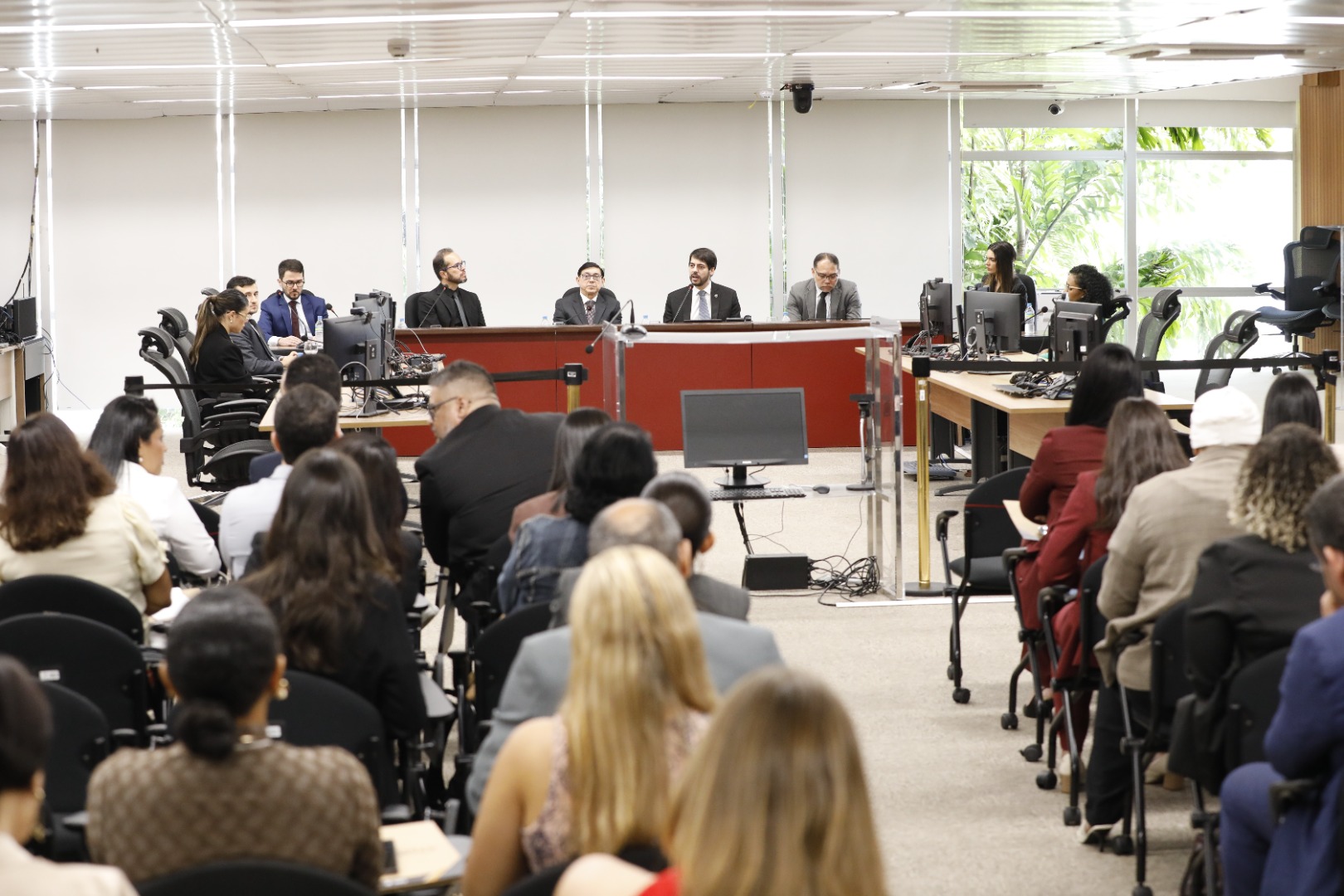 Ao apresentar ao público o funcionamento do julgamento administrativo, a iniciativa fortaleceu o diálogo institucional e ampliou a transparência do Conselho.