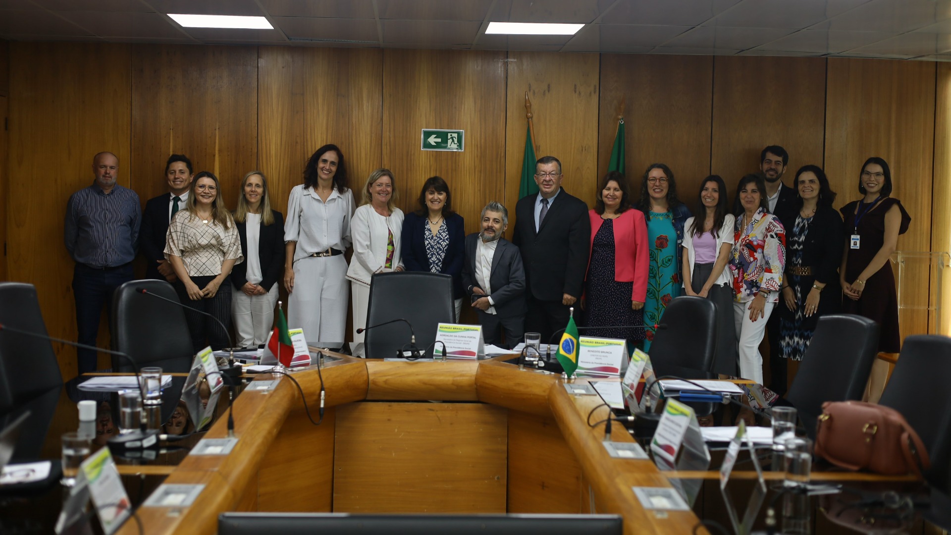 Brasil e Portugal se reúnem para atualizar procedimentos operacionais do acordo previdenciário