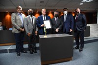 Ministro do Trabalho e Previdência assina acordo para realização da perícia médica com uso da telemedicina