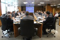 ﻿Proposta pelo governo federal, redução dos juros do consignado é aprovada no Conselho Nacional da Previdência Social