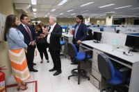 Wolney Queiroz conhece estrutura da Central 135 em Recife (PE)