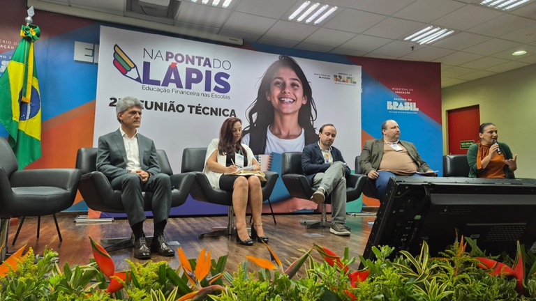 ponta do lapis (2).jpeg