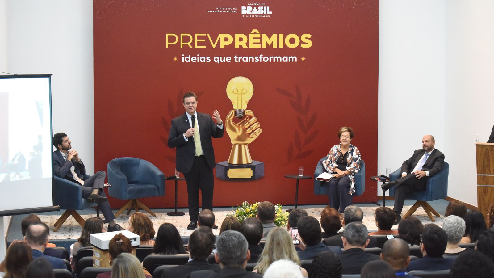 “PrevPrêmios - Ideias que Transformam” uniu teoria e prática em cerimônia com a presença do ministro Wolney Queiroz