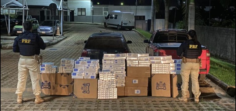 PRF apreende mais de 21 mil maços de cigarros contrabandeados no Acre