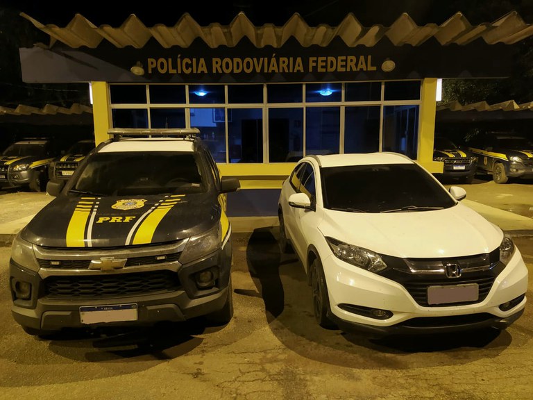 PRF no Acre recupera veículo furtado em Rio Branco