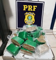 PRF apreende 6,6kg de skunk em Capixaba/AC