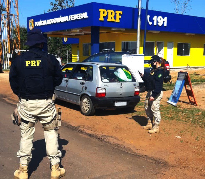 PRF no Acre realiza ações educativas na semana alusiva ao combate do tráfico de pessoas