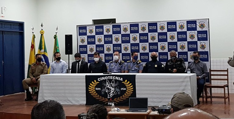PRF participa de curso de cinotecnia da PM do Acre