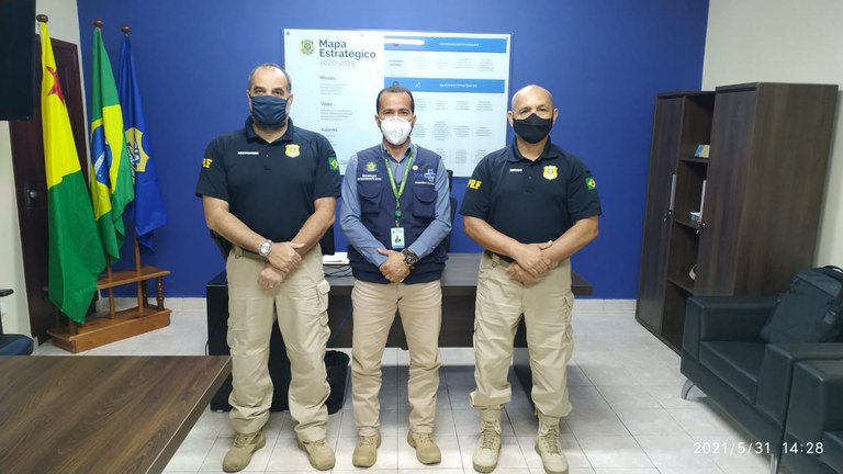 Superintendente do Ministério da Saúde no Acre visita sede da PRF