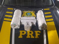 PRF prende estrangeira transportando 8kg de cocaína, em Xapuri no Acre
