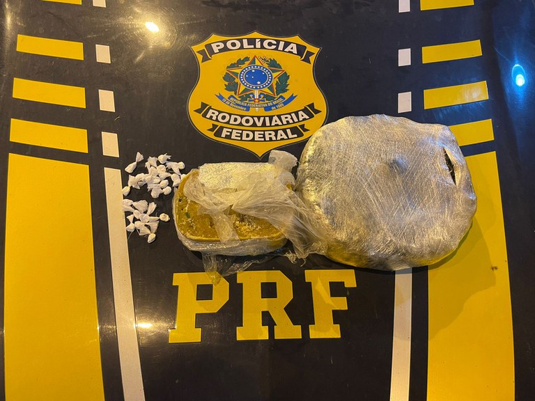 Drogas encontradas em ônibus pela PRF em Rio Branco/AC