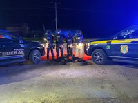 FICCO/AC apreende aproximadamente 41 kg de cocaína ocultos em caminhonete no Acre