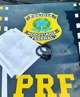 PRF prende homem com mandado de prisão em aberto em Rio Branco - AC