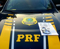 PRF PRENDE HOMEM COM MANDADO DE PRISÃO EM ABERTO EM SENADOR GUIOMARD - AC