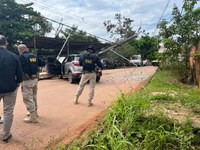 PRF recupera em Rio Branco/AC veículo roubado em São Paulo/SP