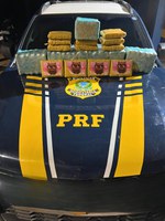 PRF apreende quase 33 kg de skunk na BR 364 em Rio Branco, no Acre