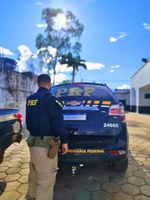 PRF cumpre mandado de prisão por estupro de vulnerável durante abordagem na BR-364, em Bujari (AC)
