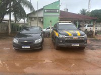 PRF recupera veículo furtado em Rio Branco e prende suspeito a caminho da fronteira
