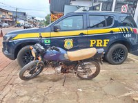 PRF recupera motocicleta roubada e prende condutor na BR-317, no Acre