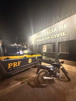 PRF apreende motocicleta com sinal de identificação adulterado no Acre