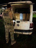 PRF, PM e PC interceptam carga de cigarros contrabandeados no Acre