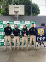 PRF participa de formatura do Projeto Pequenos Brilhantes no Acre