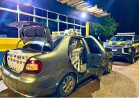 PRF apreende carga de cigarros contrabandeados e prende indivíduo em flagrante na BR-364, no Acre