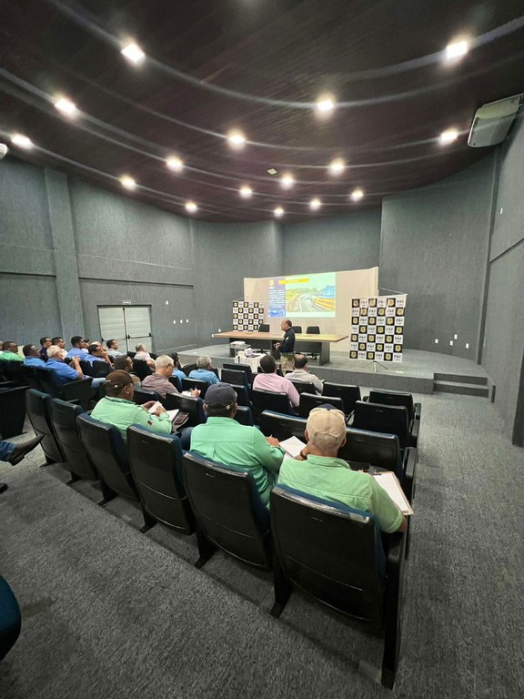 reuniao sindacucar 3.jpg