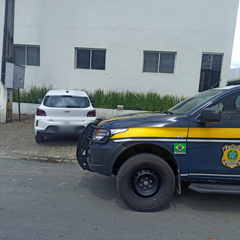 Homem é preso por receptação de veículo em União dos Palmares.jpg