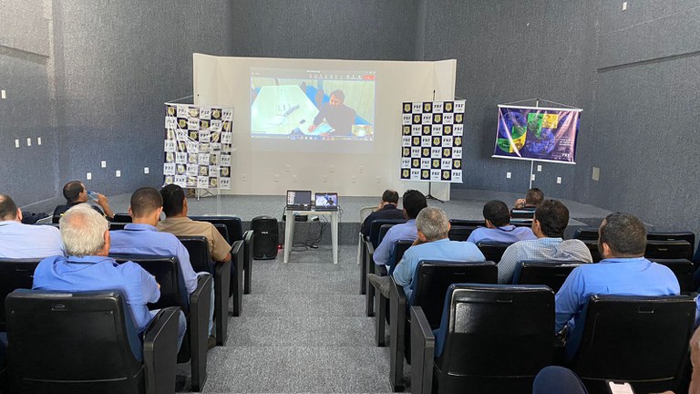 PRF e DNIT se reúnem com Sindaçúcar para discutir cuidados no transporte da cana-de-açúcar 3.jfif